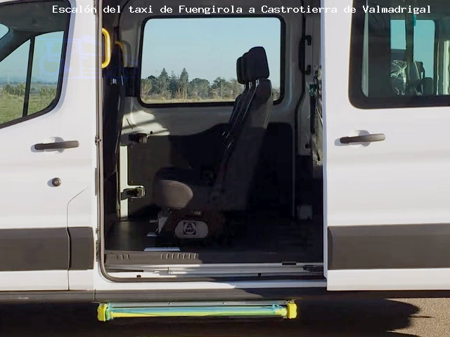 Taxi con escalón de Fuengirola a Castrotierra de Valmadrigal